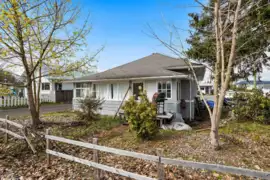 34595 2 Avenue, Abbotsford, BC