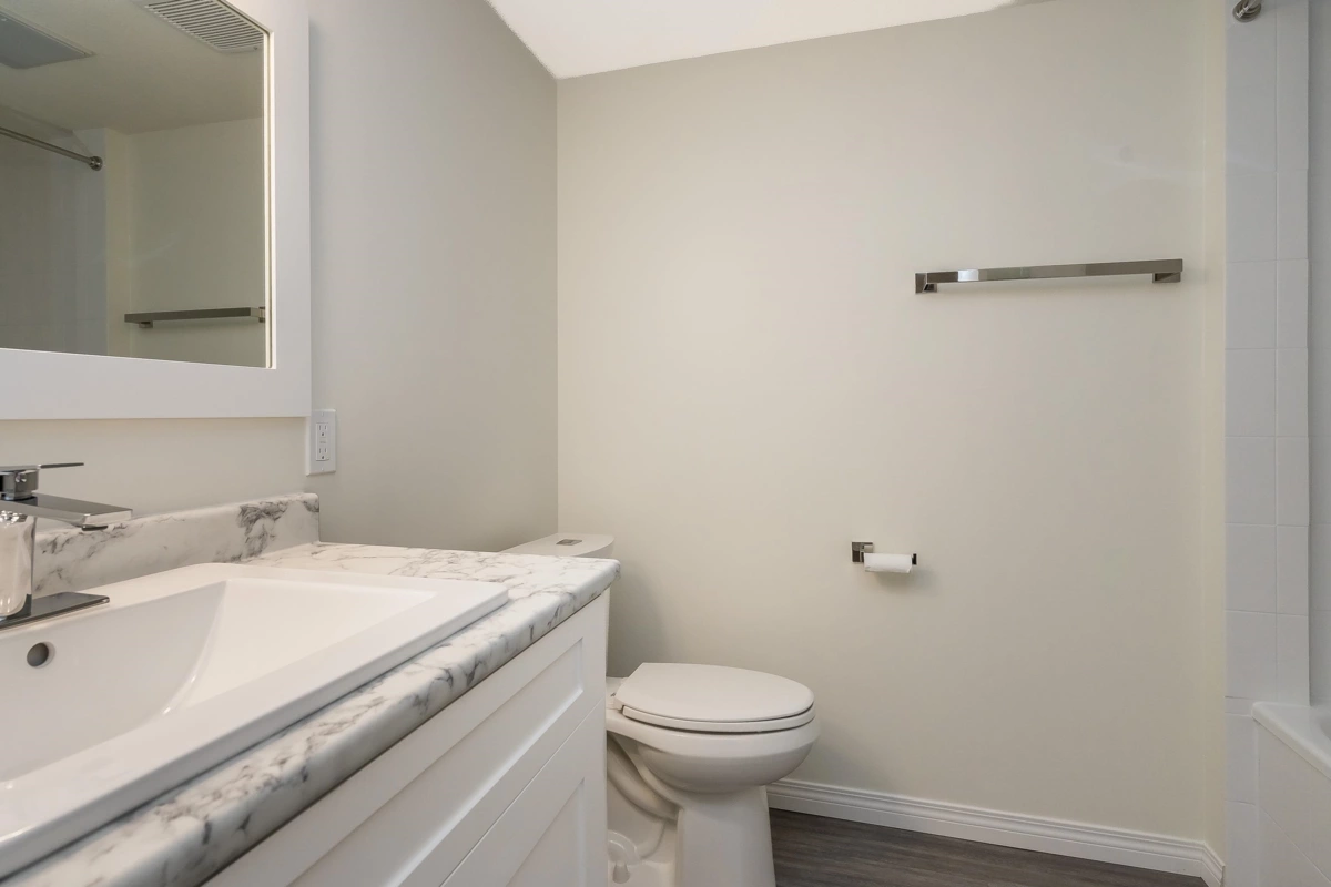 Front Yard Photo of 4 2989 Trafalgar Street, Abbotsford, BC