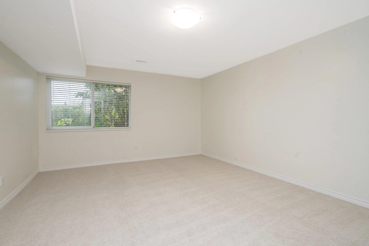 Staircase Photo of 4 2989 Trafalgar Street, Abbotsford, BC