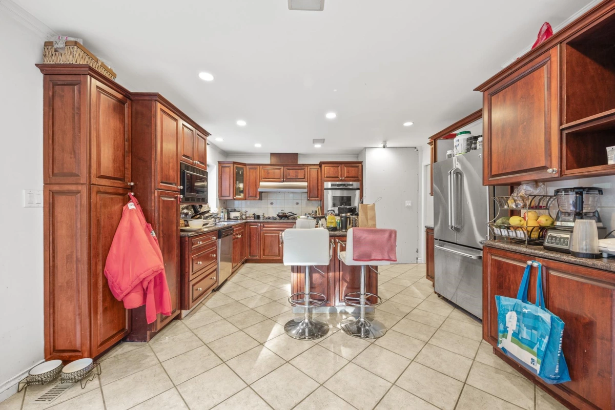 Bedroom 4 Photo of 13838 Crescent Road, Surrey, BC