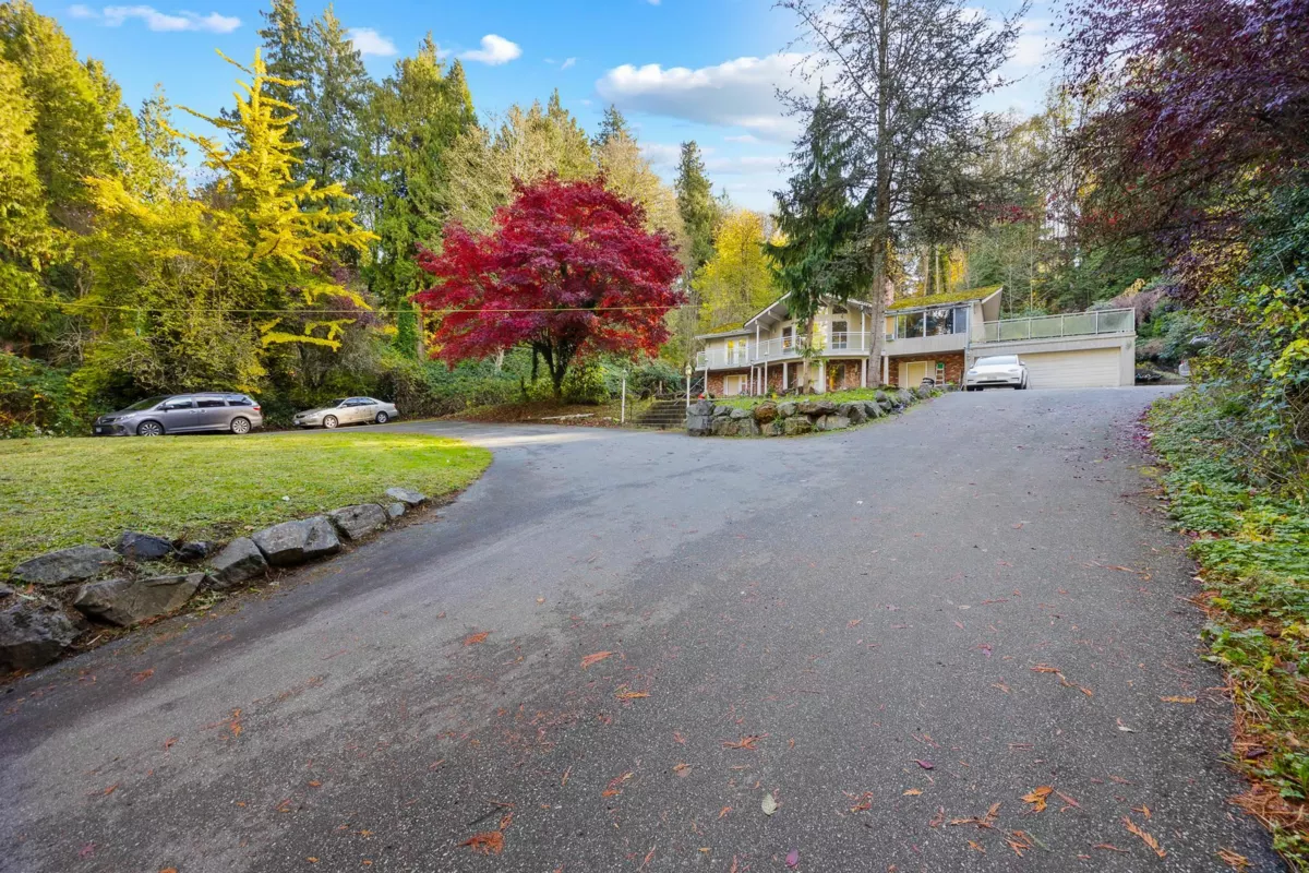 Pantry Photo of 13838 Crescent Road, Surrey, BC