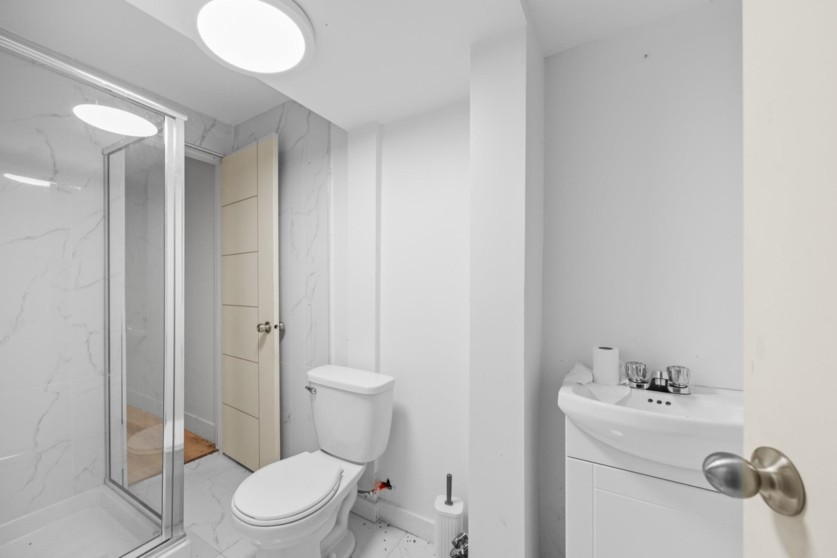 Swimming Pool Photo of 13838 Crescent Road, Surrey, BC