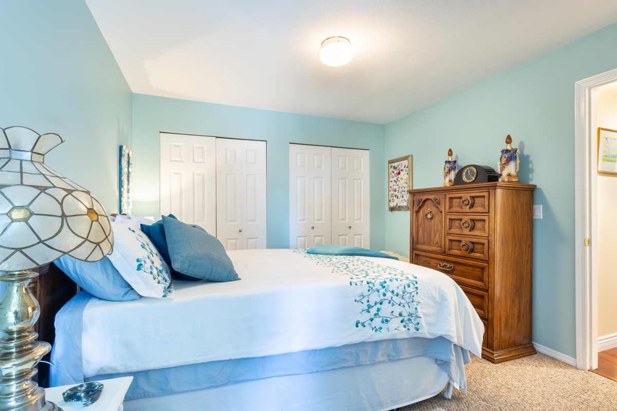 Hallway Photo of 106 5768 Marine Way, Sechelt, BC