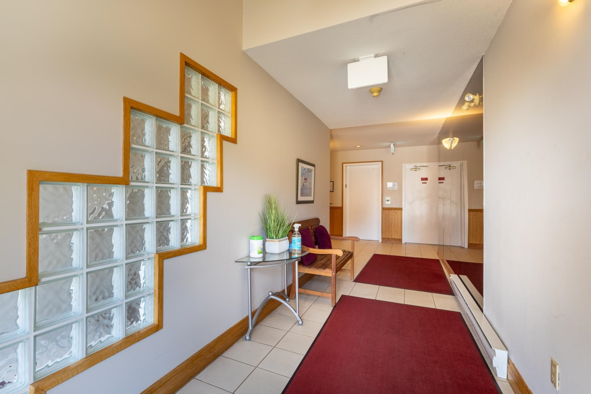 Outdoor Kitchen Photo of 106 5768 Marine Way, Sechelt, BC