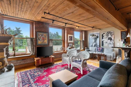 301 41 Alexander Street, Vancouver, BC