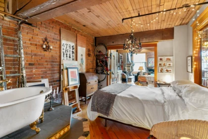 Loft / Bonus Room Photo of 301 41 Alexander Street, Vancouver, BC