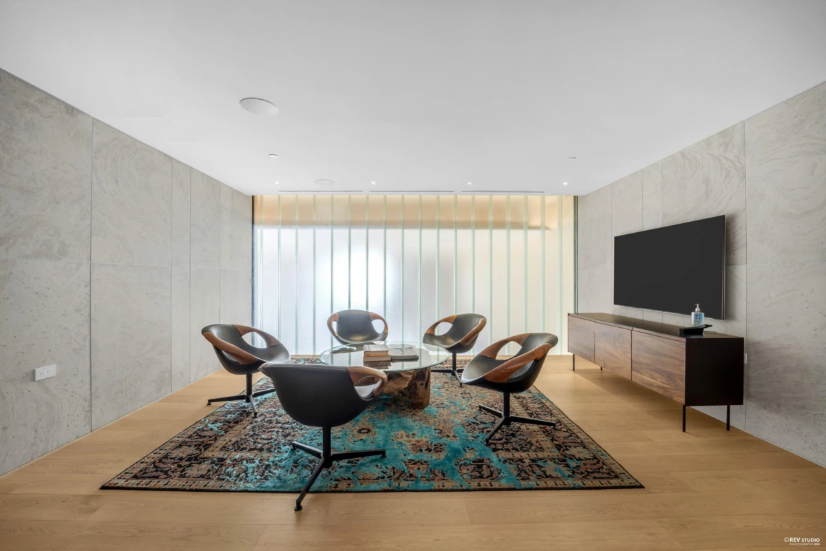 Hot Tub / Spa Photo of 601 1355 Bellevue Avenue, West Vancouver, BC