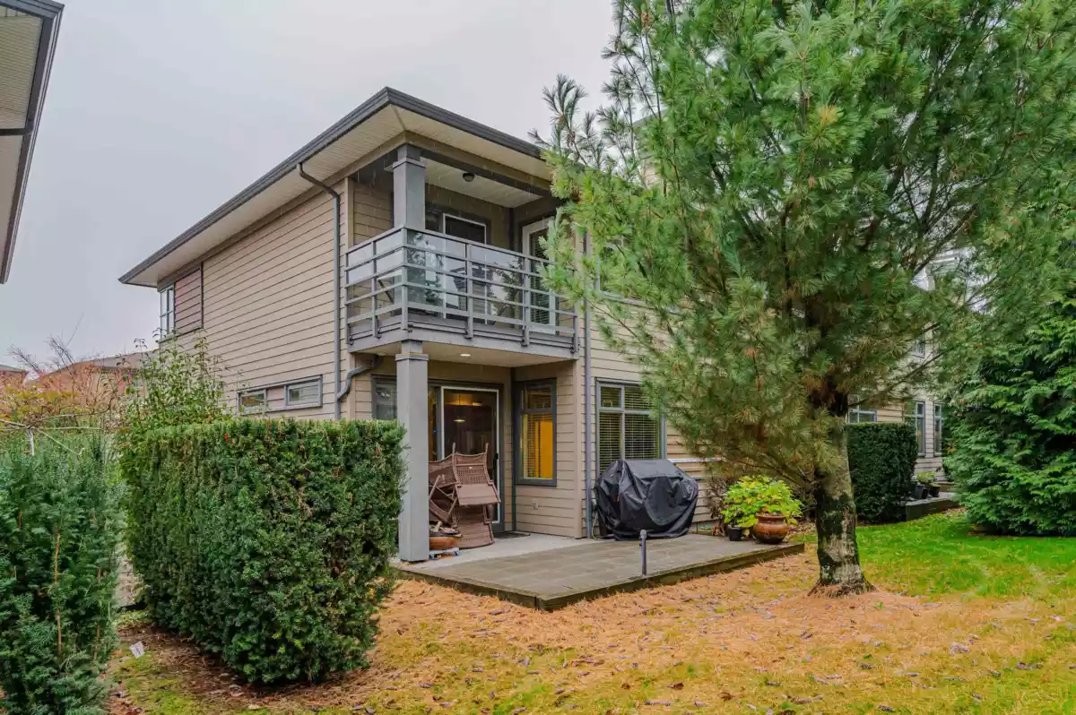 Hot Tub / Spa Photo of 44 2603 162 Street, Surrey, BC