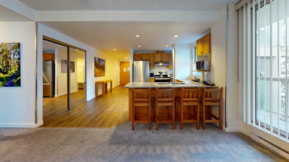 Kitchen Photo of 419 4910 Spearhead Place, Whistler, BC