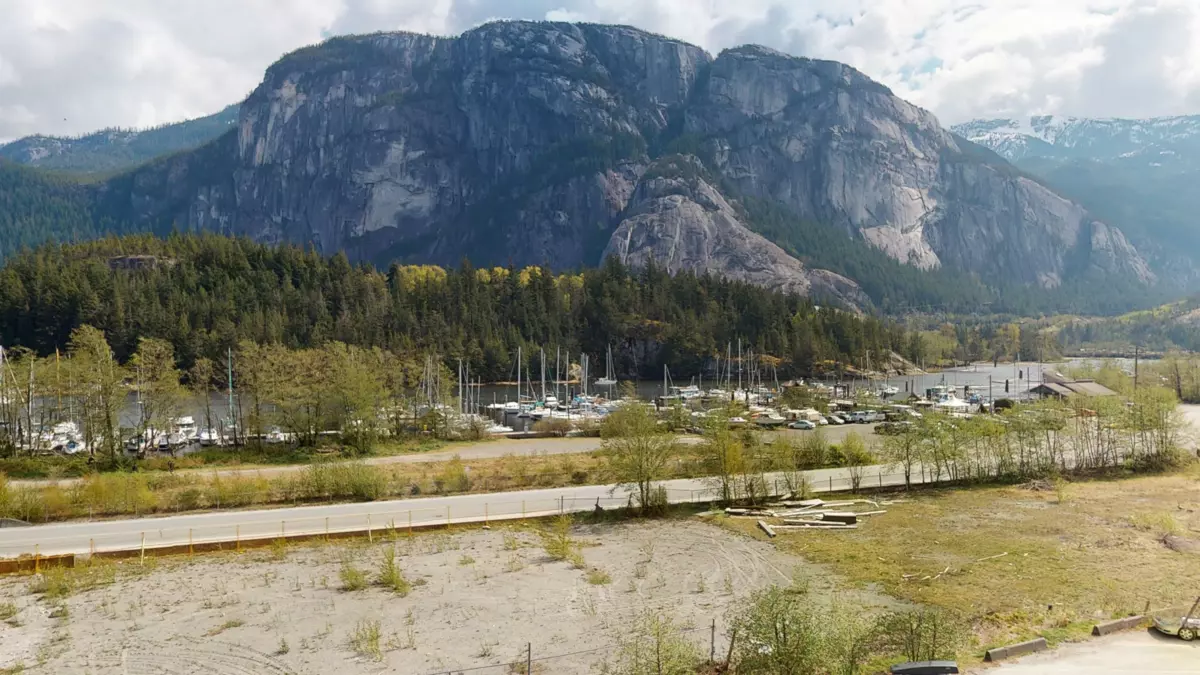 Powder Room Photo of 314 37881 Cleveland Avenue, Squamish, BC
