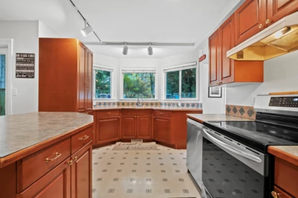 Pantry Photo of 12507 24a Avenue, Surrey, BC
