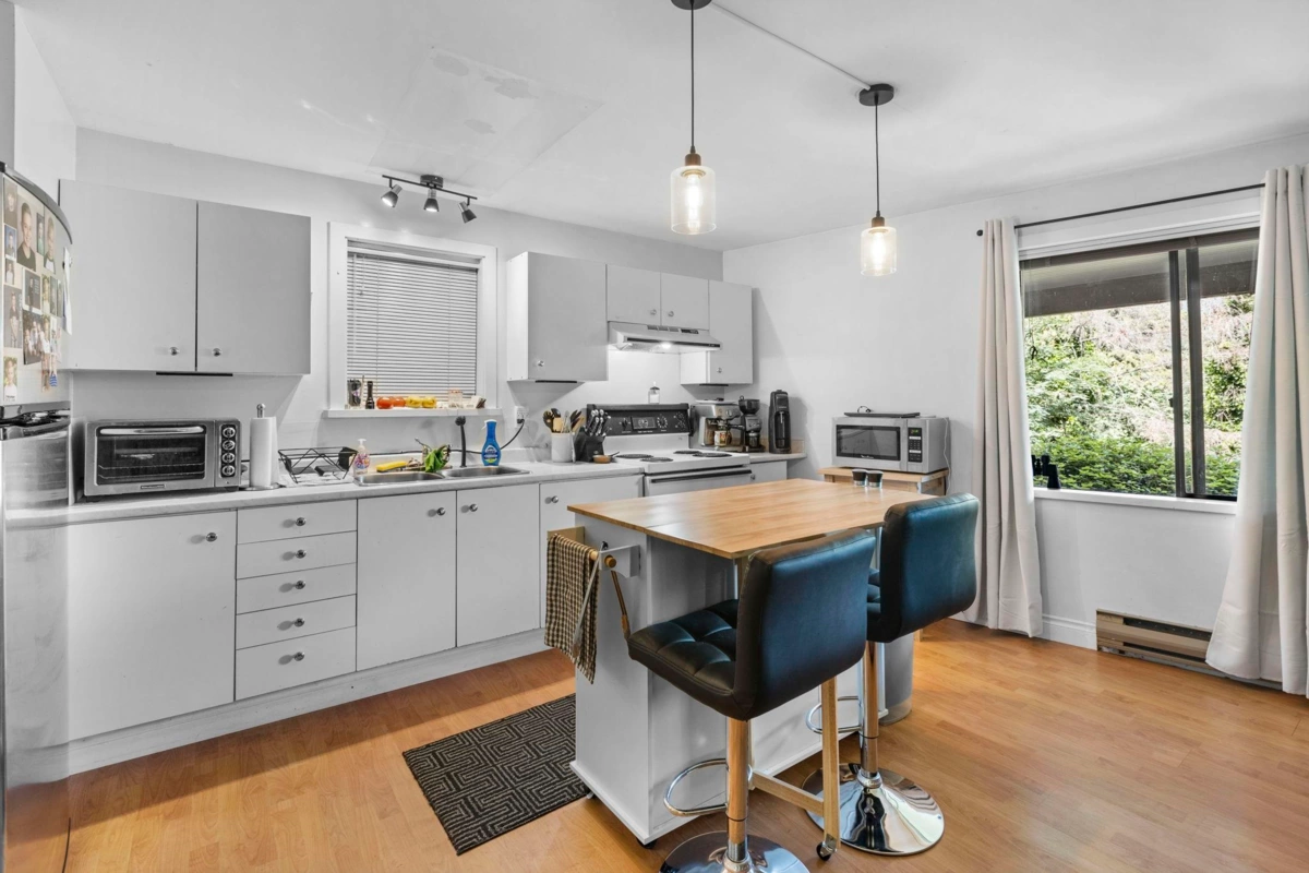 Bedroom 3 Photo of 3456 Main Avenue, Belcarra, BC
