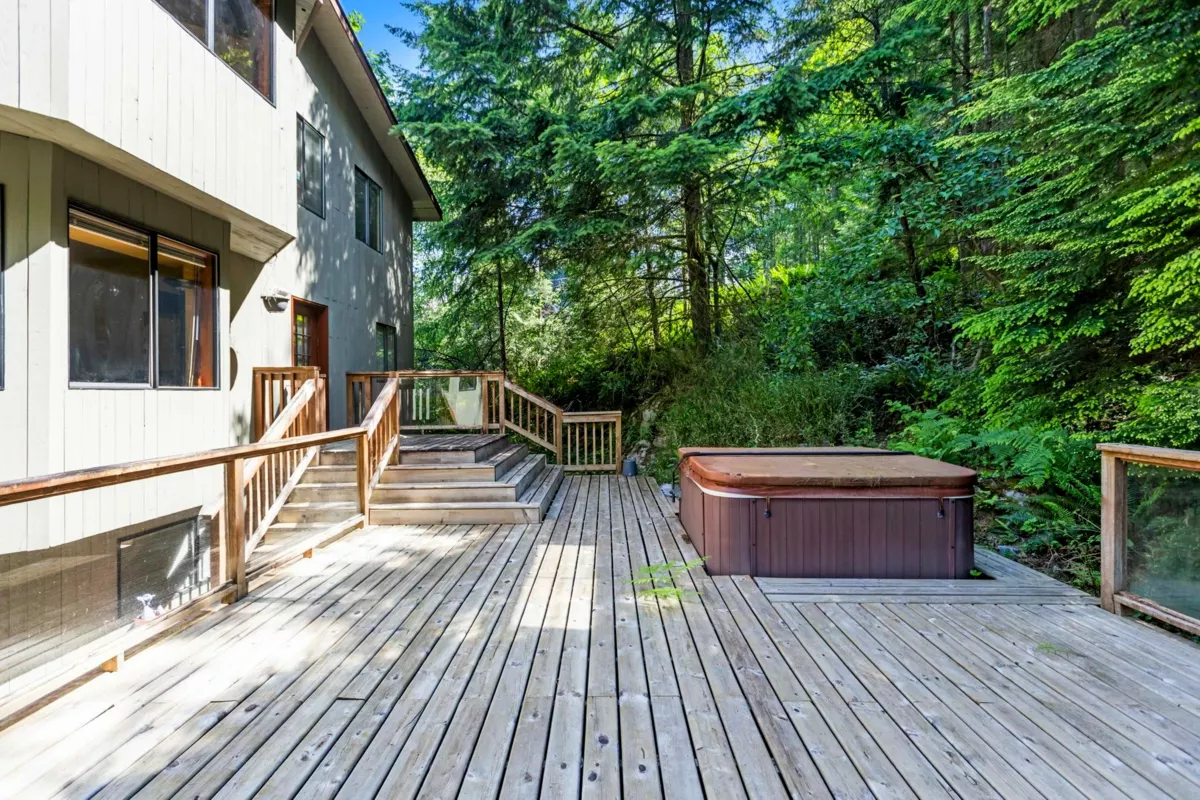 Loft / Bonus Room Photo of 3456 Main Avenue, Belcarra, BC
