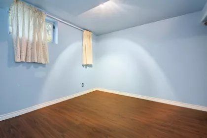 Hallway Photo of 45883 Berkeley Avenue, Chilliwack, BC