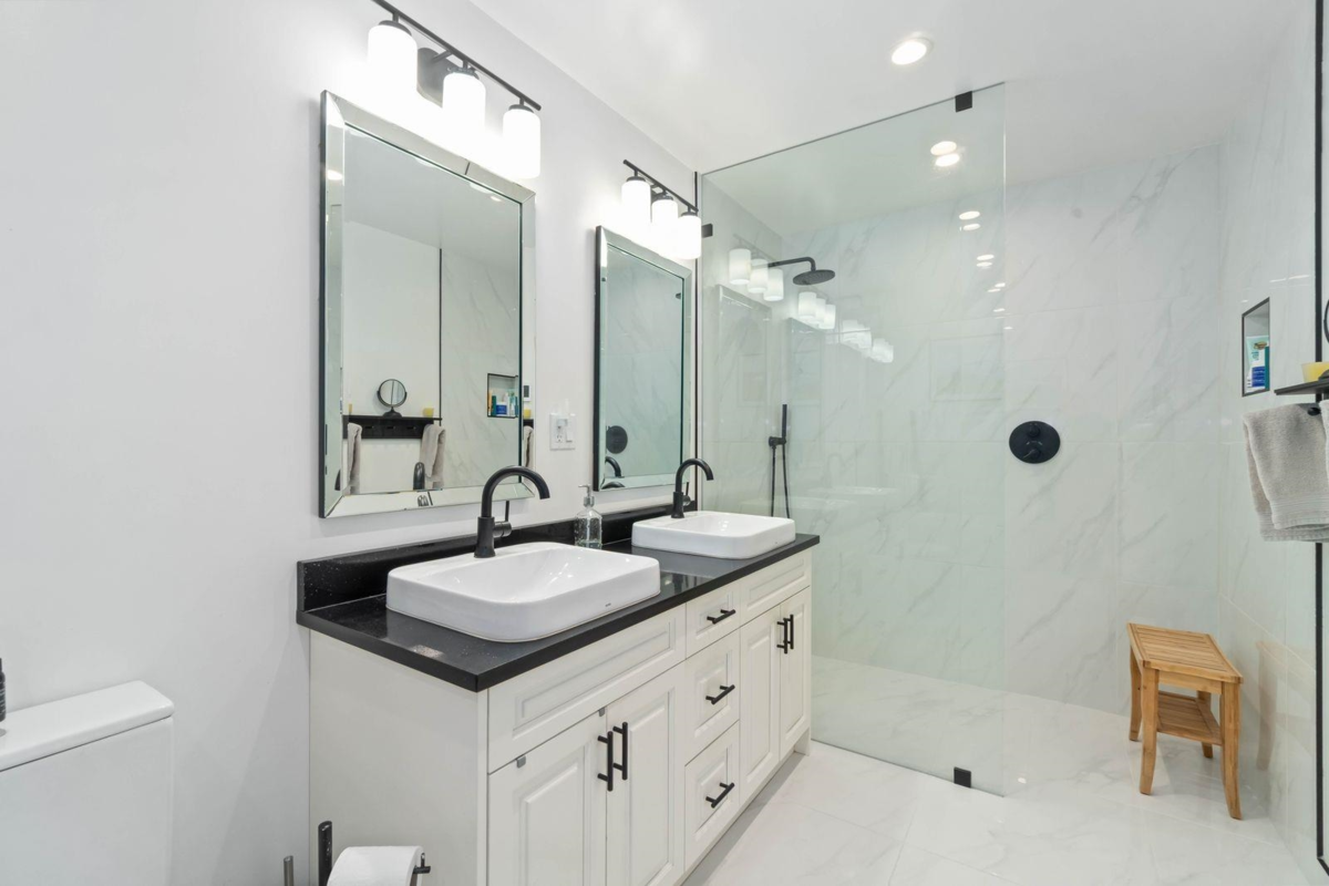 Garage Interior Photo of 660 Gatensbury Street, Coquitlam, BC