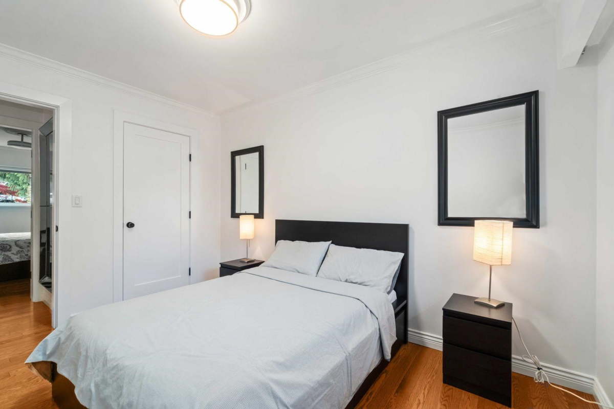 Kitchen Photo of 660 Gatensbury Street, Coquitlam, BC