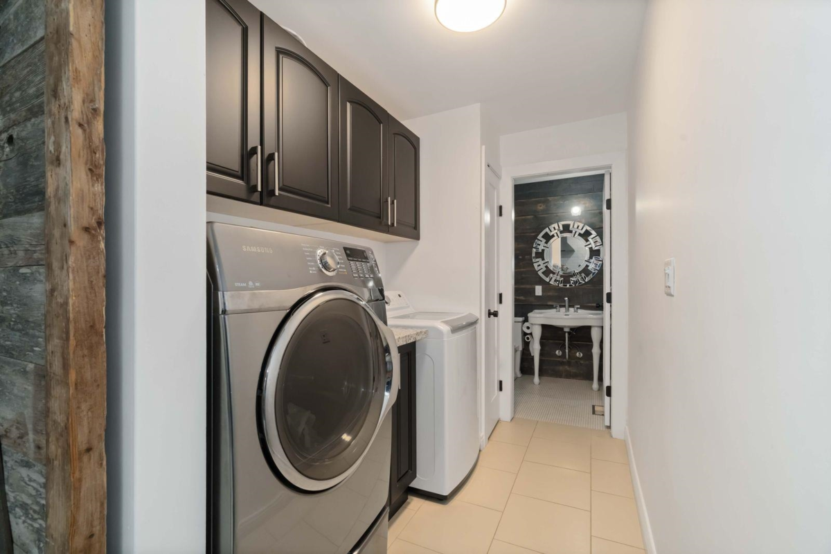 Outdoor Kitchen Photo of 660 Gatensbury Street, Coquitlam, BC