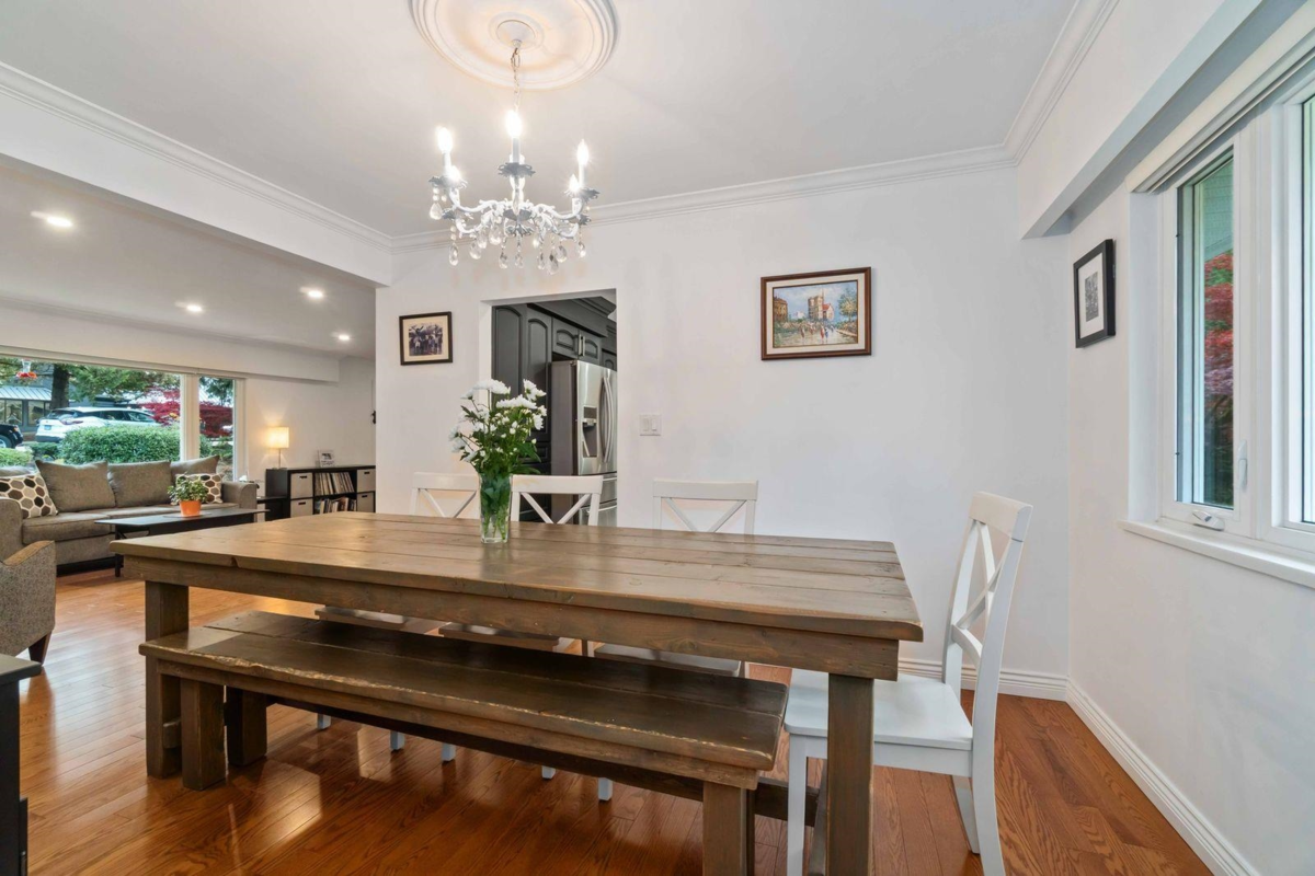 Primary Bathroom Photo of 660 Gatensbury Street, Coquitlam, BC