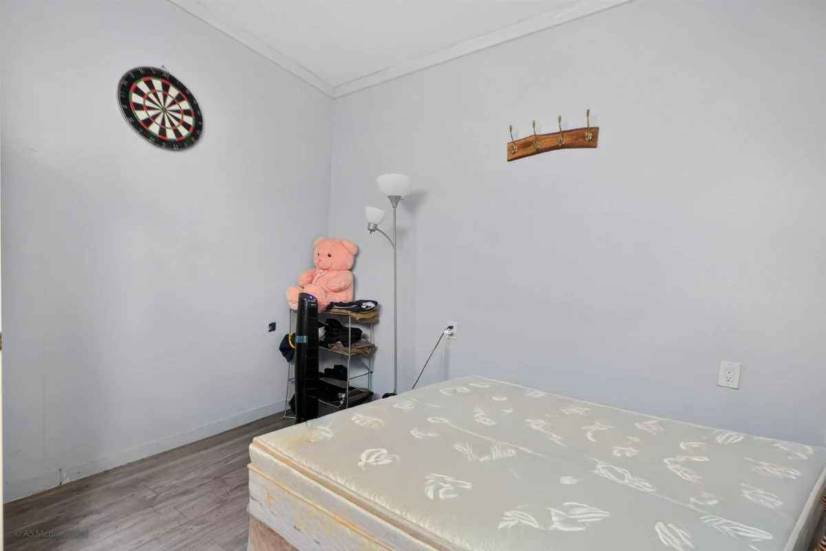 Backyard Photo of 12369 64 Avenue, Surrey, BC