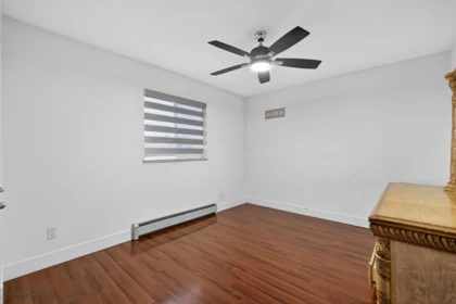 Laundry Room Photo of 12369 64 Avenue, Surrey, BC