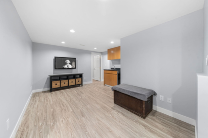 Hot Tub / Spa Photo of 2733 Tempe Glen Drive, North Vancouver, BC