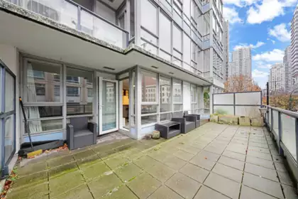 Basement Recreation Room Photo of 307 928 Beatty Street, Vancouver, BC