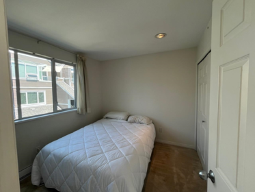 Office / Den Photo of 14831 Marine Drive, White Rock, BC