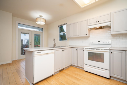 18456 65 Avenue, Surrey, BC, Surrey — Single Family Residence for sale
