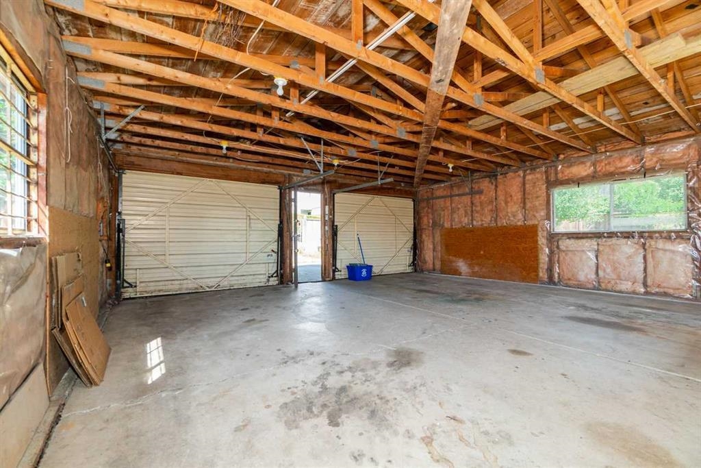 Bedroom 2 Photo of 560 Springer Avenue, Burnaby, BC
