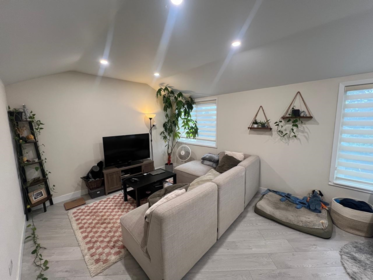 560 Springer Avenue, Burnaby, BC, Capitol Hill BN — 3 bed single family residence for sale