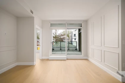 303 3668 W 10th Avenue, Vancouver, BC