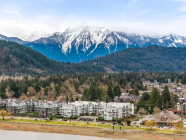 309 328 Esplanade Avenue, Harrison Hot Springs, BC, Harrison Hot Springs — Apartment/Condo for sale