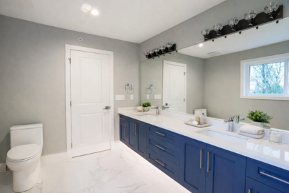 Walk-In Closet Photo of 9 7138 Marble Hill Road, Chilliwack, BC