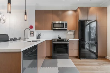 118 19505 68a Avenue, Surrey, BC, Clayton — 2 bed townhouse for sale