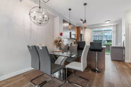 Kitchen Island Photo of 118 19505 68a Avenue, Surrey, BC