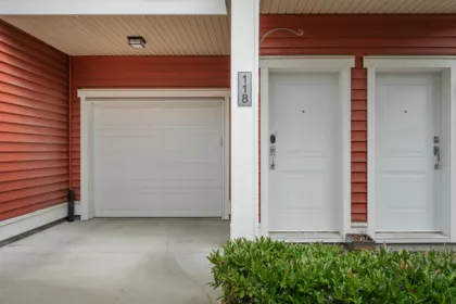 Laundry Room Photo of 118 19505 68a Avenue, Surrey, BC