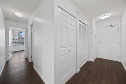 Hallway Photo of 1901 1033 Marinaside Crescent, Vancouver, BC