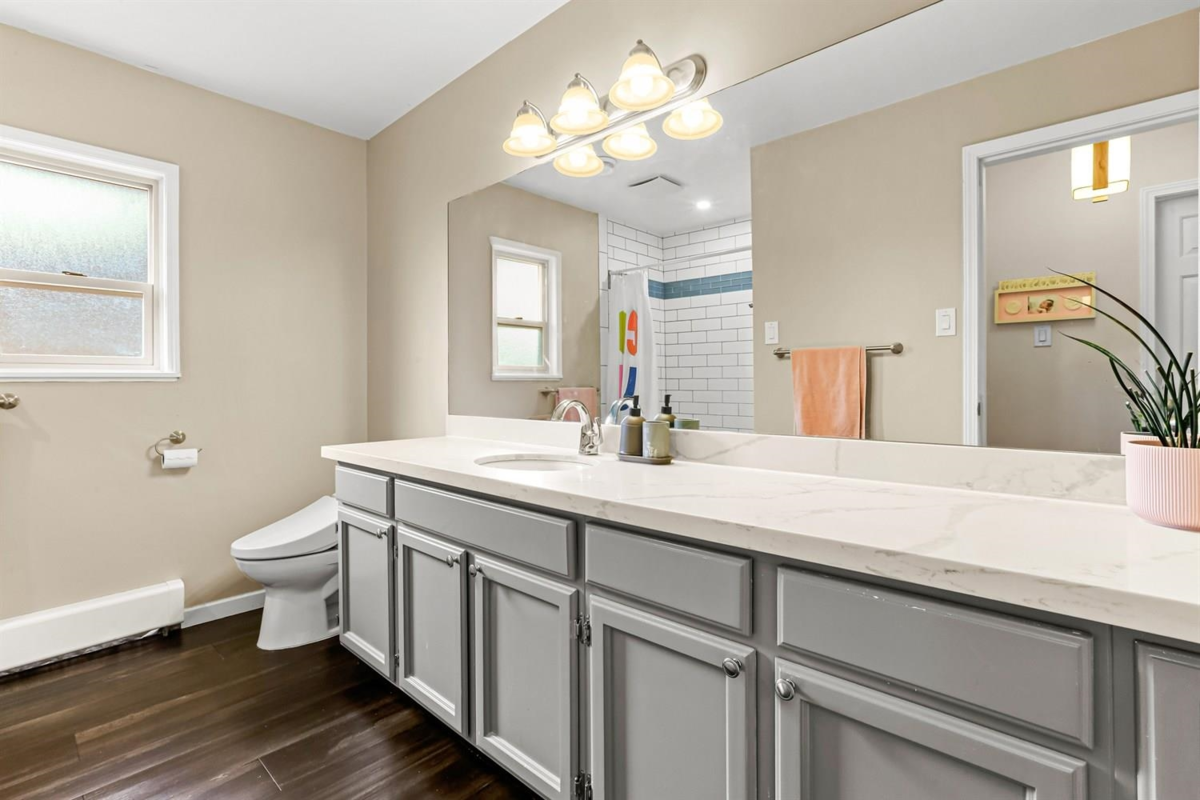 Garden / Landscaping Photo of 5243 Upland Drive, Delta, BC