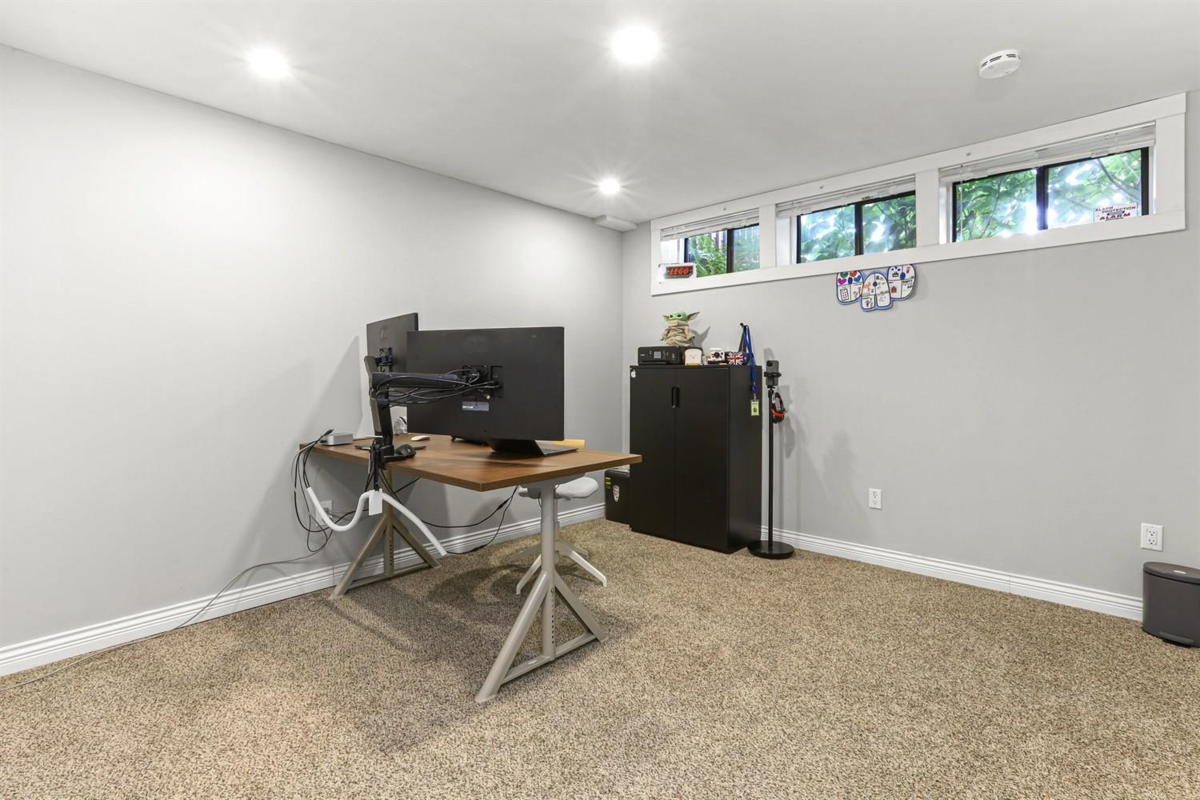 Outdoor Kitchen Photo of 5243 Upland Drive, Delta, BC