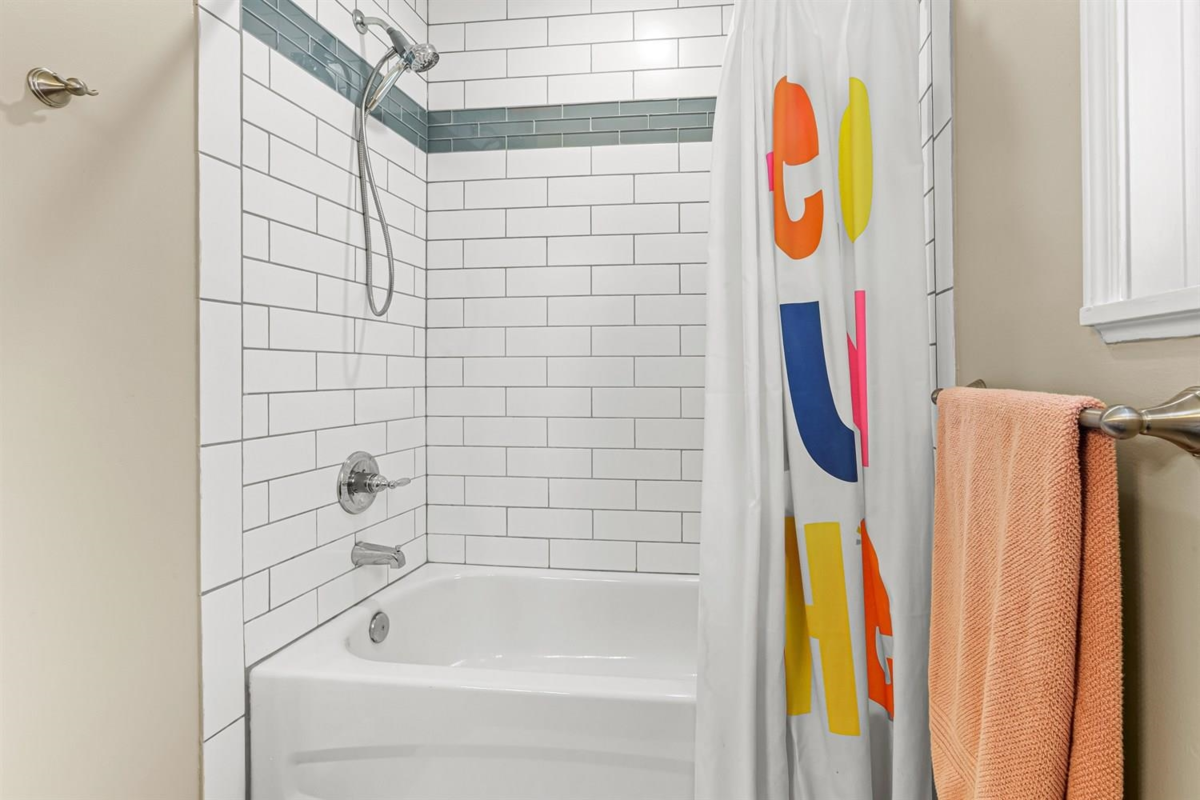 Swimming Pool Photo of 5243 Upland Drive, Delta, BC