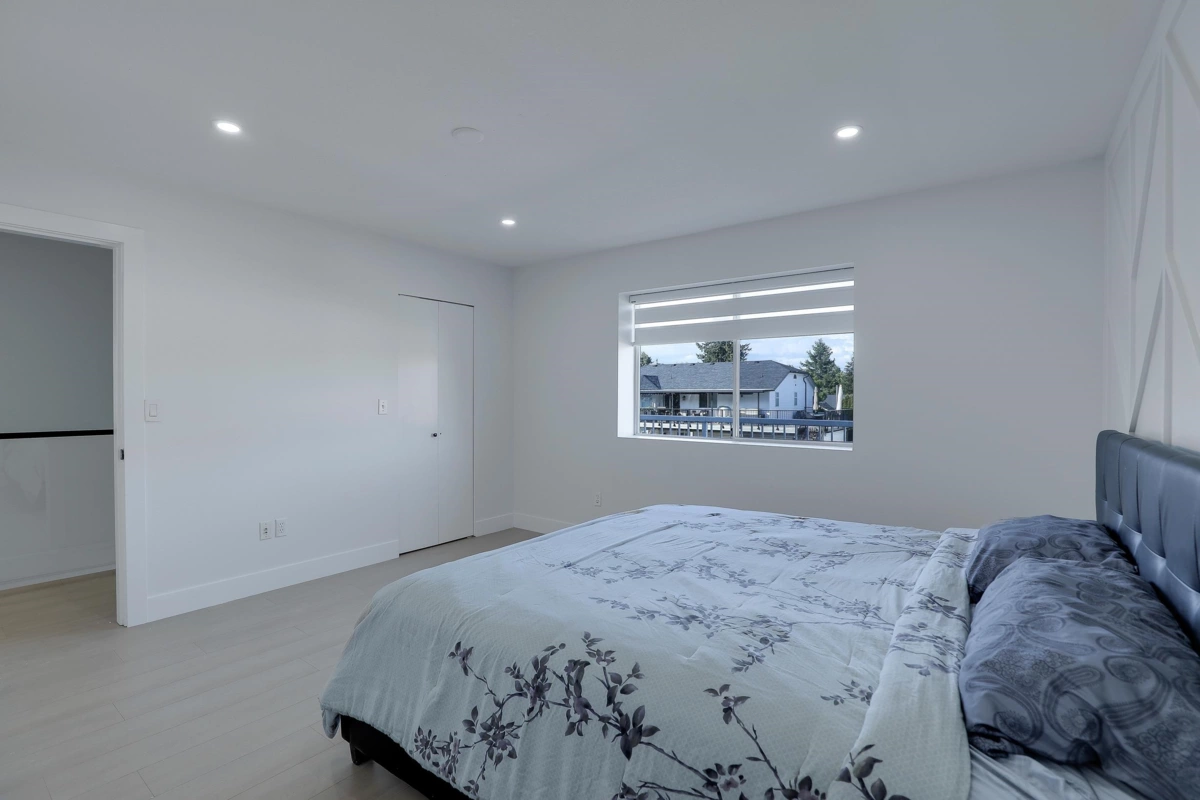 Basement Recreation Room Photo of 1876 King George Boulevard, Surrey, BC