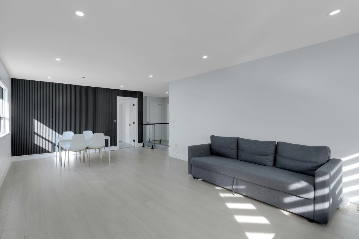 Primary Bedroom Photo of 1876 King George Boulevard, Surrey, BC