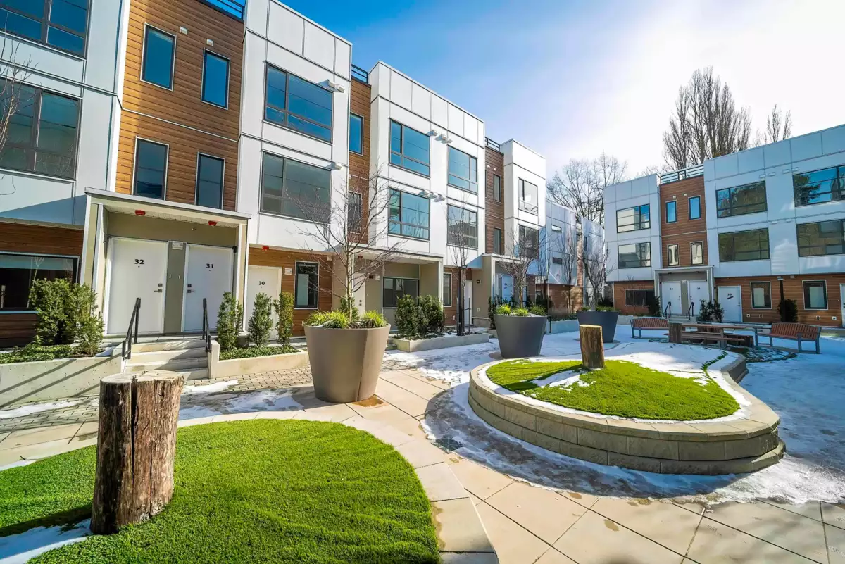 Bedroom 2 Photo of 30 6328 King George Boulevard, Surrey, BC