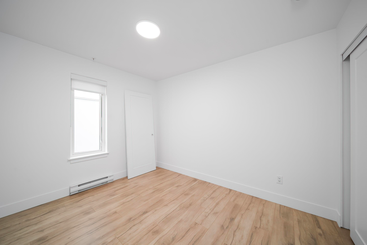 Dining Area Photo of 30 6328 King George Boulevard, Surrey, BC