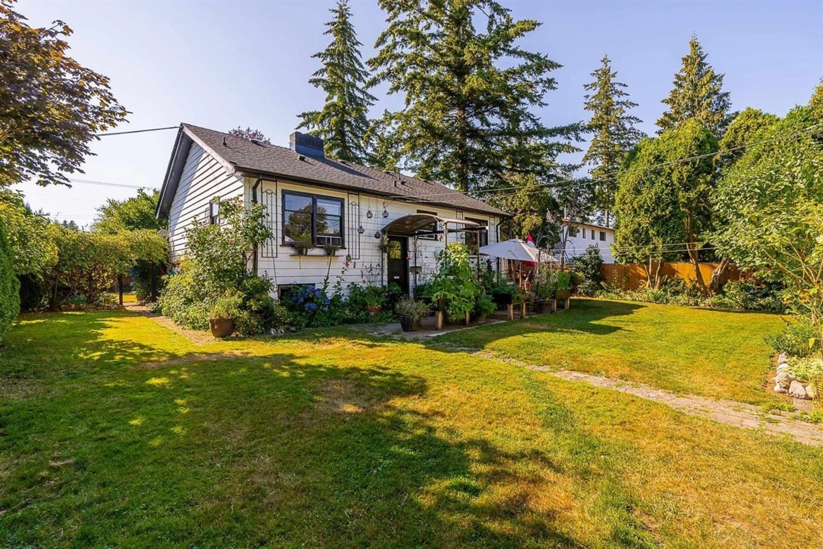 Exterior Front Photo of 7428 Hurd Street, Mission, BC