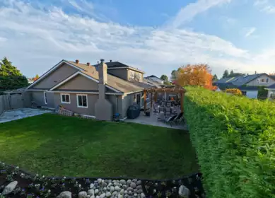 Swimming Pool Photo of 4583 Aurora Court, Delta, BC
