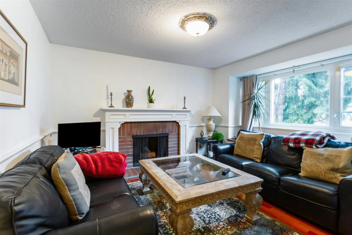 Dining Area Photo of 4171 Doncaster Way, Vancouver, BC