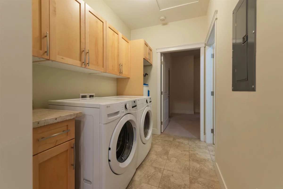 Breakfast Nook Photo of 110 518 Shaw Road, Gibsons, BC
