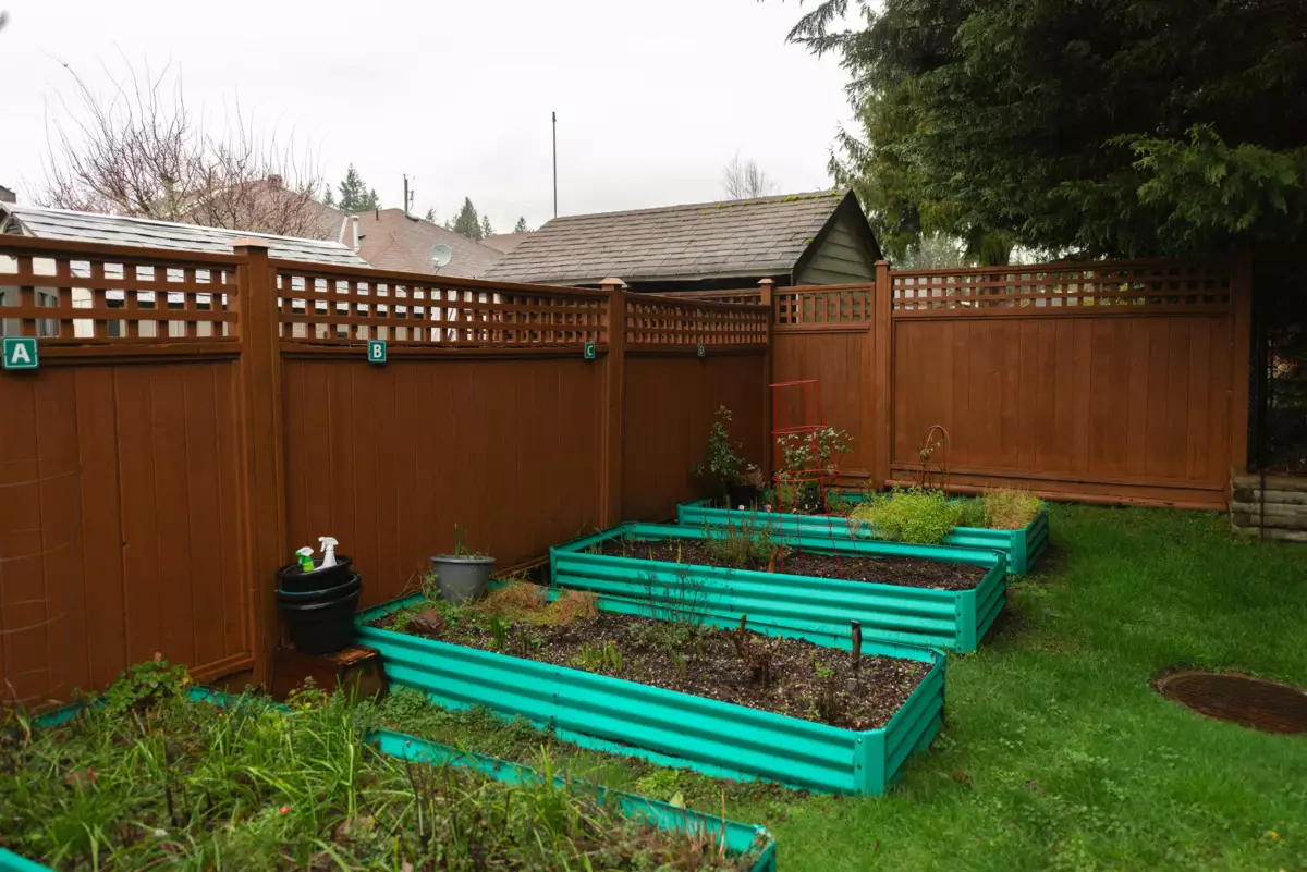Guest Bathroom Photo of 110 518 Shaw Road, Gibsons, BC