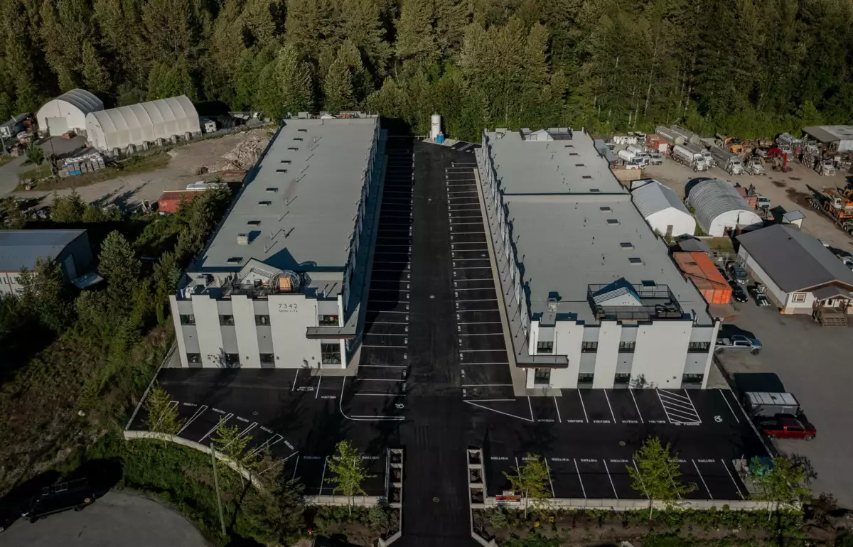 Garage Interior Photo of 24 7342 Industrial Way, Pemberton, BC